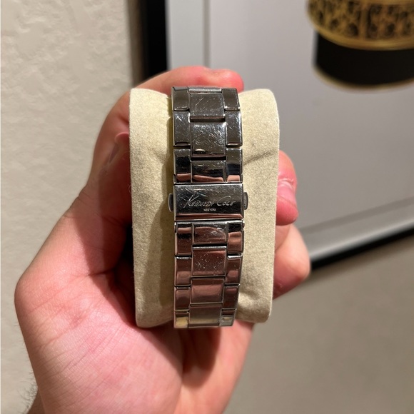 Kenneth Cole Watch - Picture 2 of 2